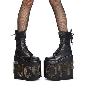 NEVER CENSORED PLATFORM BOOTS - BLACK